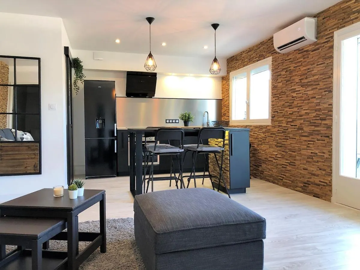 Confort et Décoration Soignée à Carqueiranne Appartement